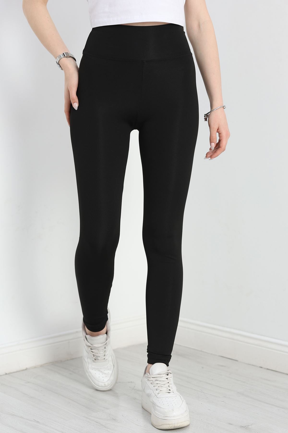 geniş kemer siyah tayt geniş kemer siyah tayt