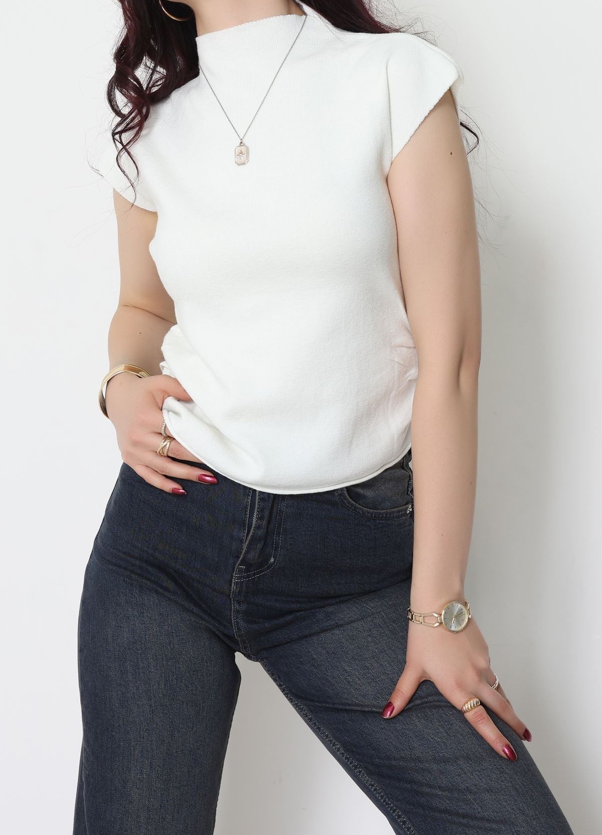 kadın yanları büzgülü triko kısa kollu bluz – beyaz kadın yanları büzgülü triko kısa kollu bluz – beyaz